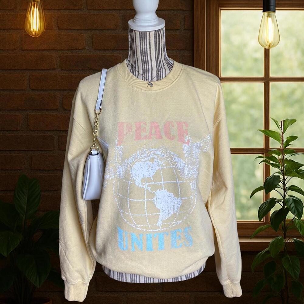 Cream & yellow "peace unites" crewneck sweatshirt